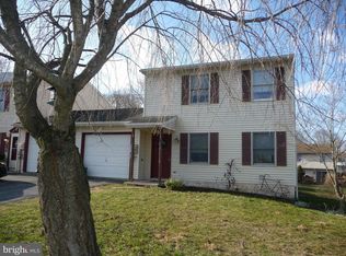 5 Russet Ln, Millersville, PA 17551