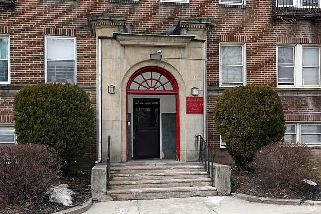 Hoffman B — Photo 9