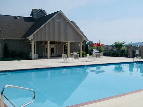 Community pool