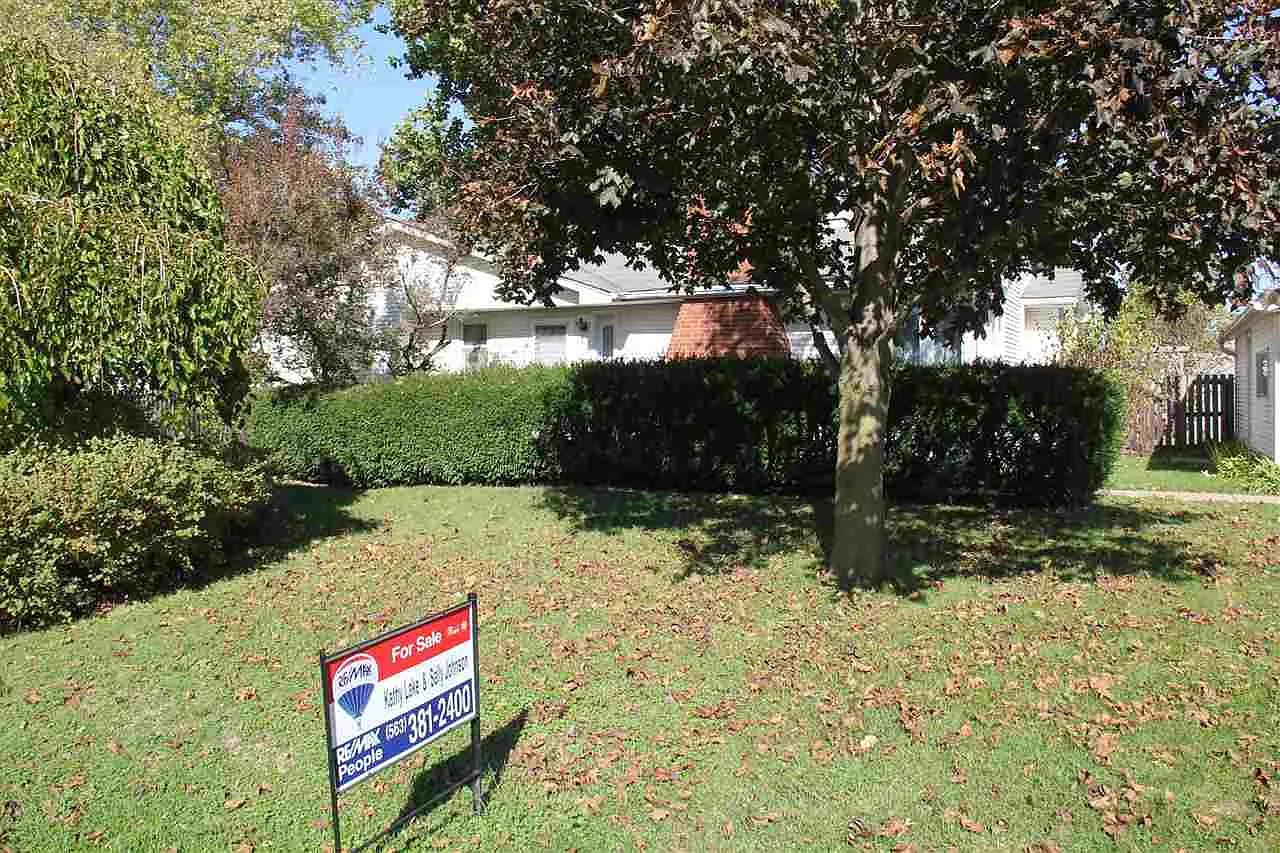 218 W Harrison St photo 1