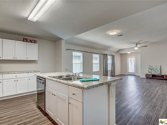 5th image of 525 Moonvine Way