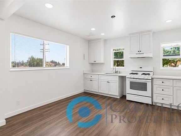 3rd image of 2933 Prospect St Unit A