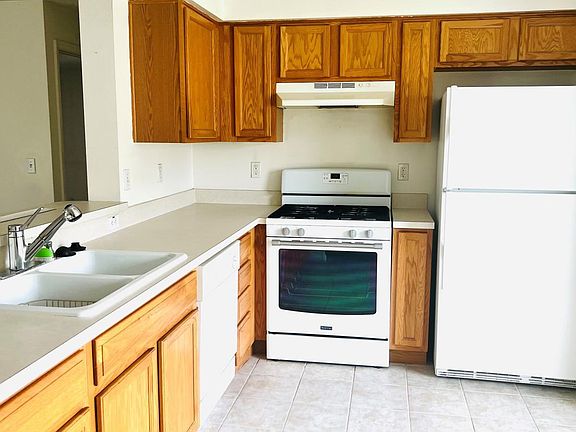 5th image of 13103 Baneberry Ct