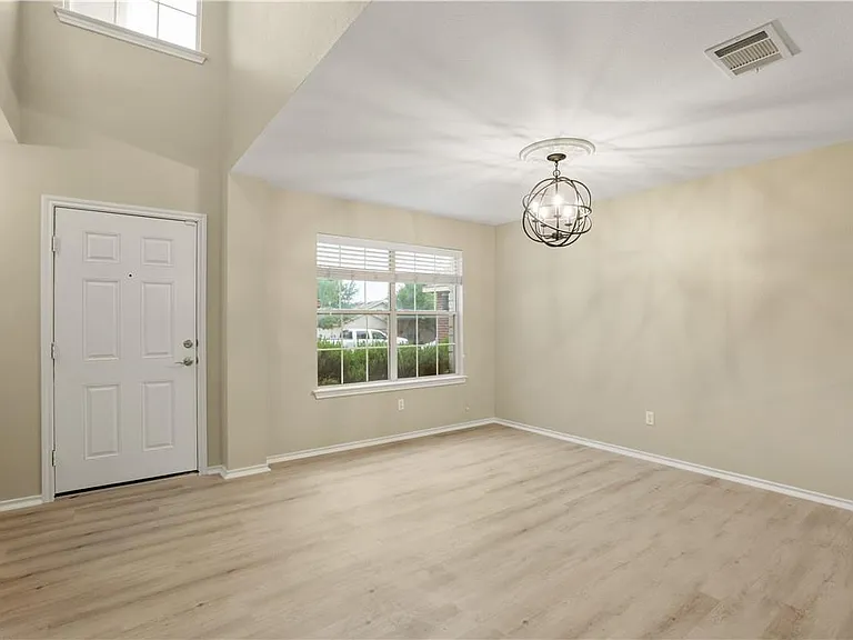 299 Brandons Way — Photo 4