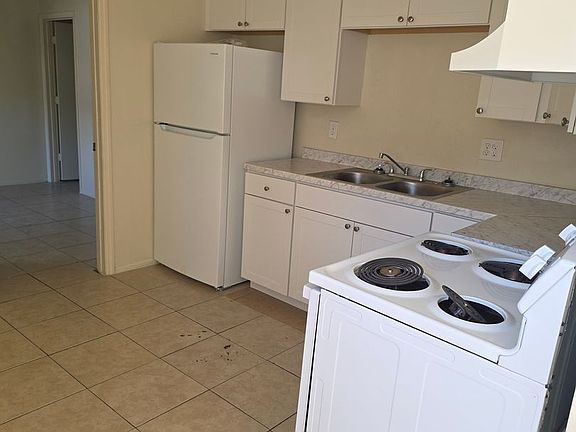 5th image of 5615 7th Street Ct E