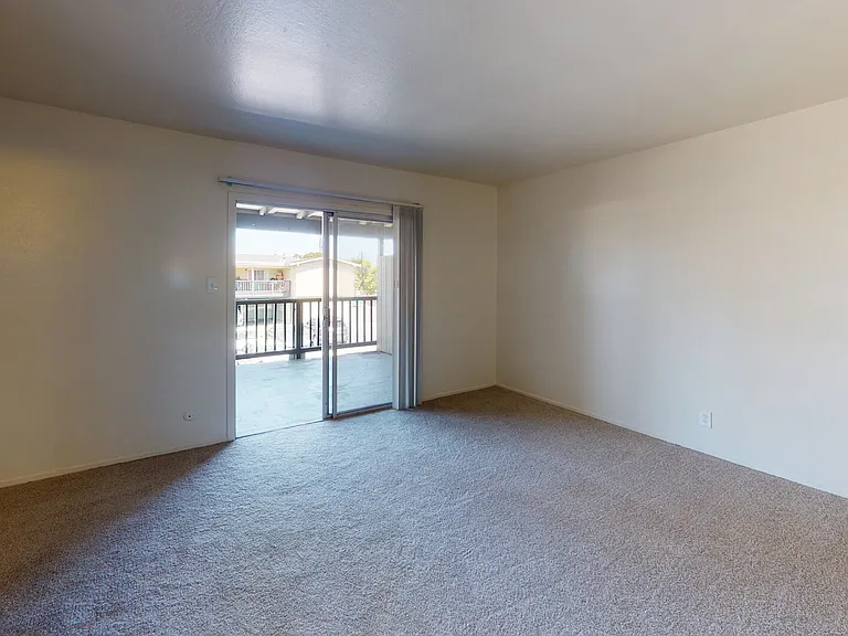 Bay Terrace — Photo 46