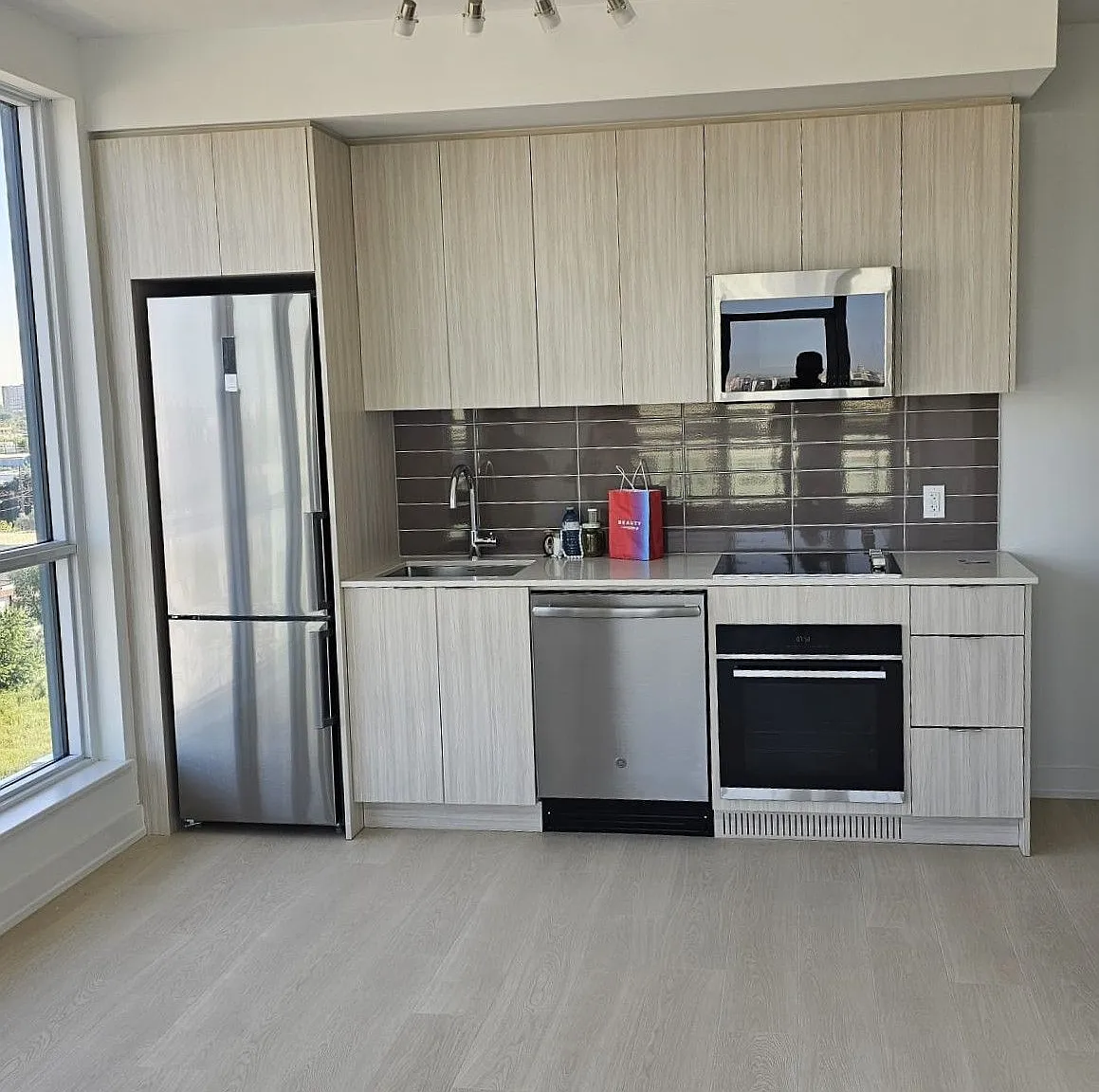 2 bed, $2,750 — Photo 4