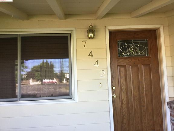 2nd image of 7442 Circle Pkwy