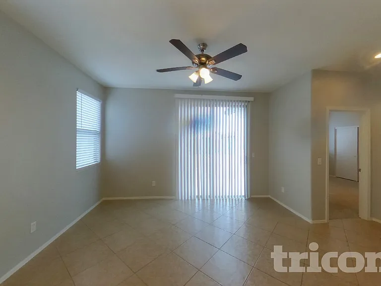 19296 N Costa Verdez Ave — Photo 2