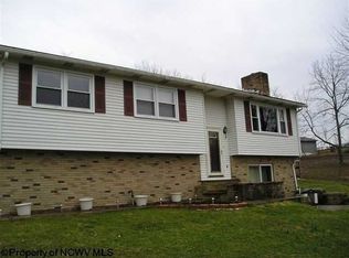1032 Bethel Church Rd, Maidsville, WV 26541