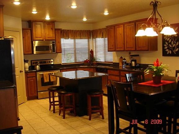 2nd image of 862 N Red Fox Ln