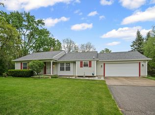 4243 Howe Rd, Grand Blanc, MI 48439
