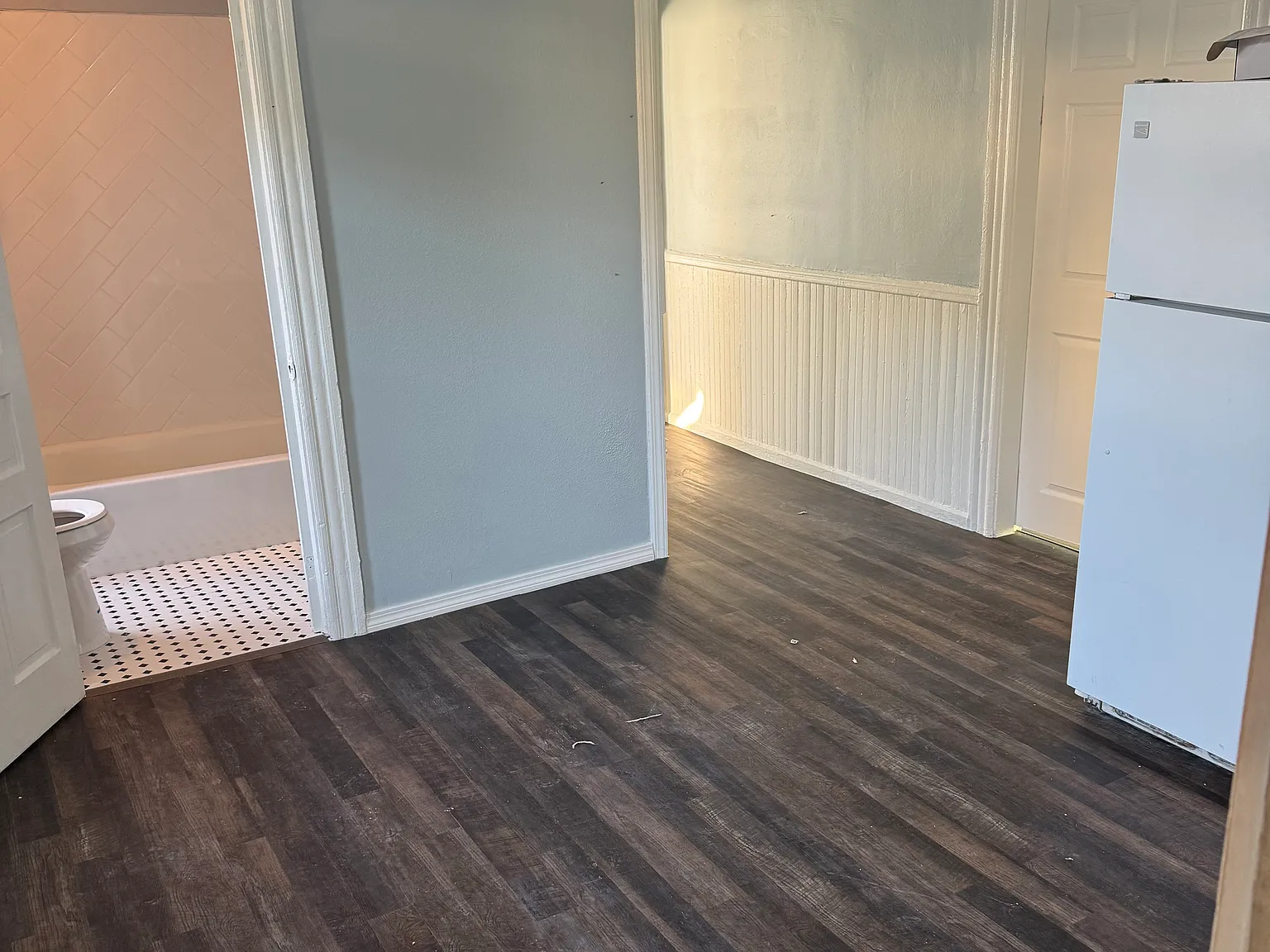 2 bed, 1200 sqft, $1,800 — Photo 3