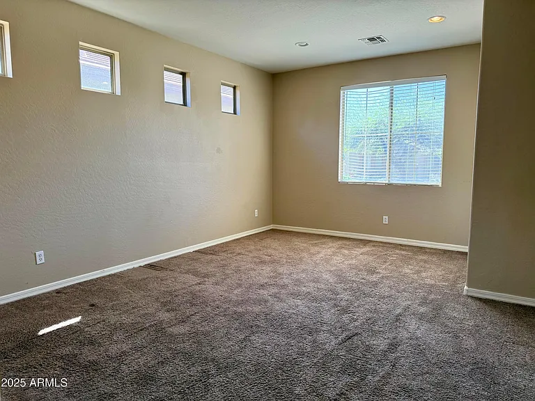 3518 W Plymouth Dr — Photo 16