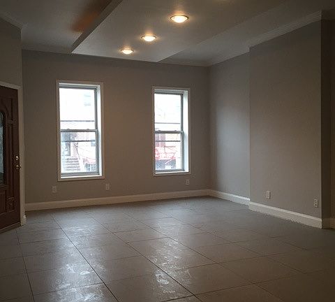 3rd image of 465 Franklin Ave