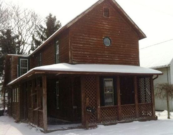 3rd image of 139 W 1st Ave