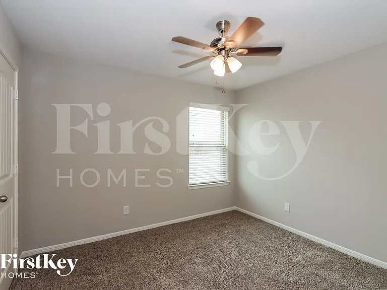 3003 Veeder Pass Ln — Photo 12