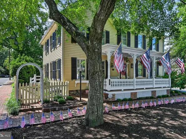 104 Mulberry St, Saint Michaels, MD 21663