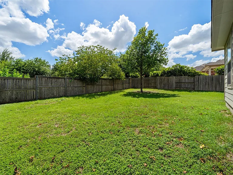 1905 Meandering Meadows Dr — Photo 20