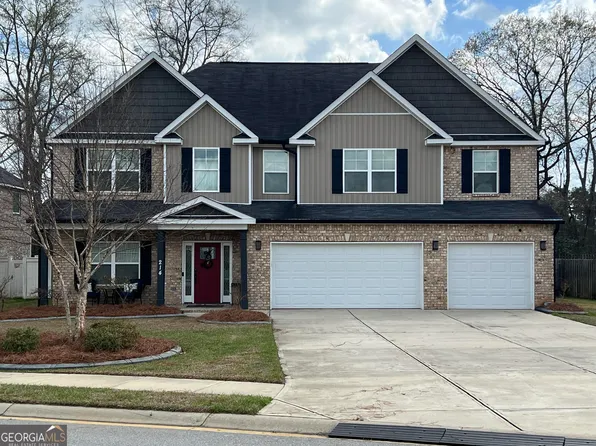 214 Oakley Ct, Bonaire, GA 31005