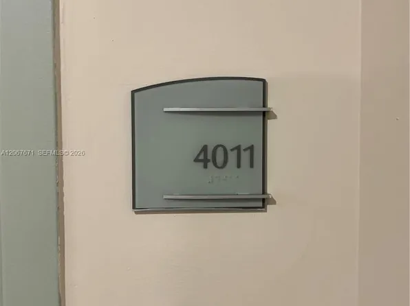 1900 N Bayshore Dr APT 4011, Miami, FL 33132