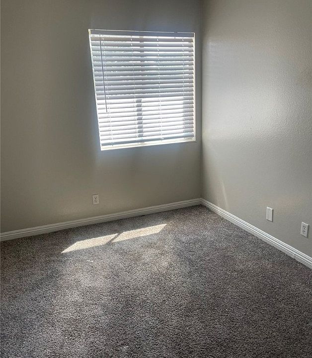 2nd image of 3974 Saguaro Ln