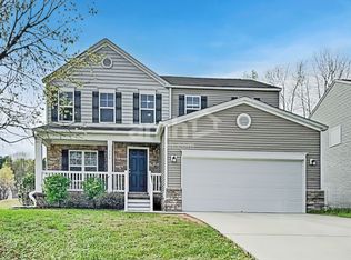 226 Woodcreek Ln, Clayton, NC 27520