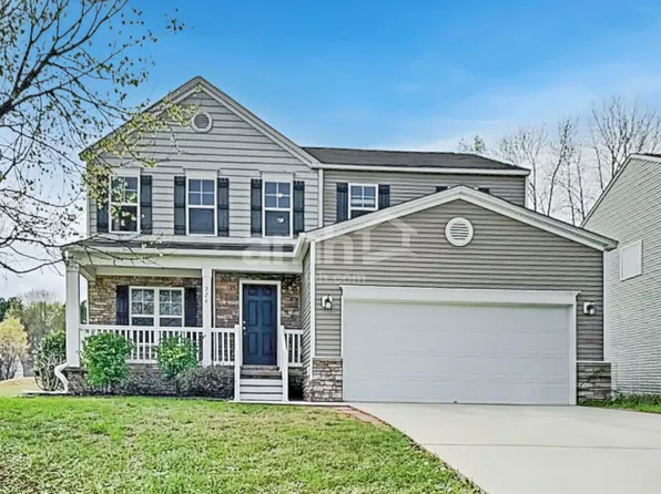 226 Woodcreek Ln, Clayton, NC 27520