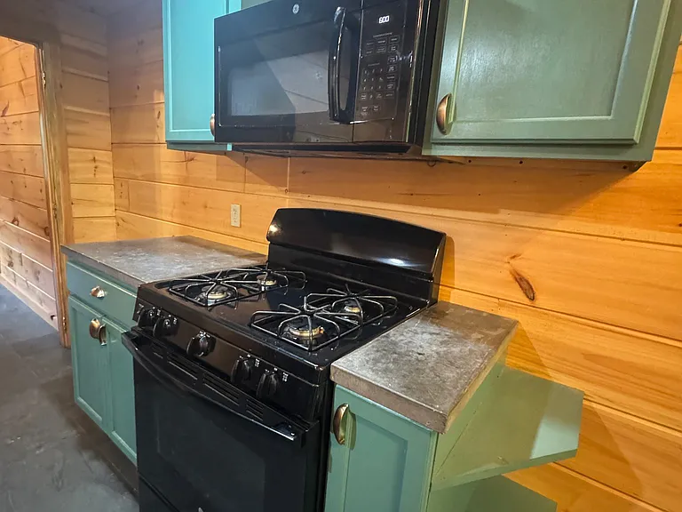 84 Locke Rd #A — Photo 6