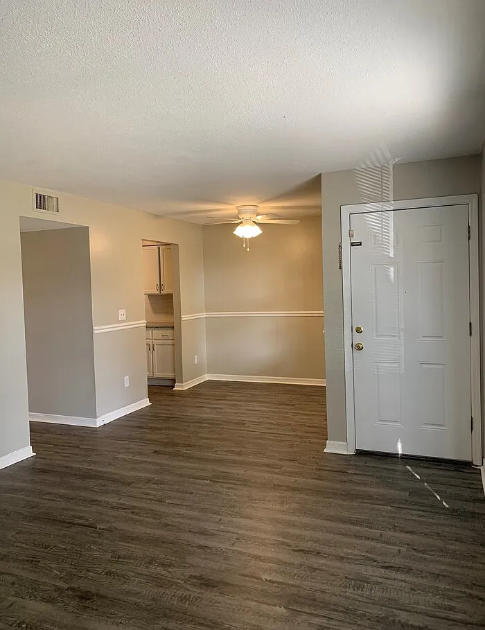 2 bed, 1.5 bath, $1,150 — Photo 3