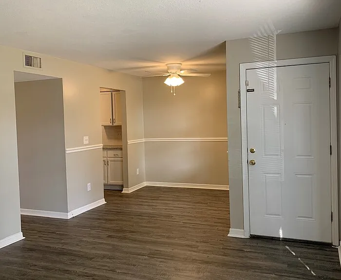 458 Crabapple Ct #A — Photo 3