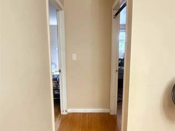 172 West 24th Street image 11 of 13