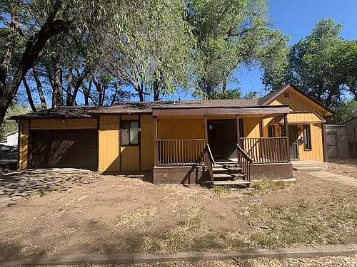 408 Park Ln Photo 1