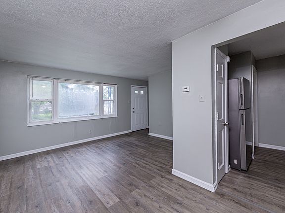 3rd image of 6925 Corbitt Ave