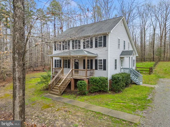 108 Oak Knoll Pl, Bumpass, VA 23024