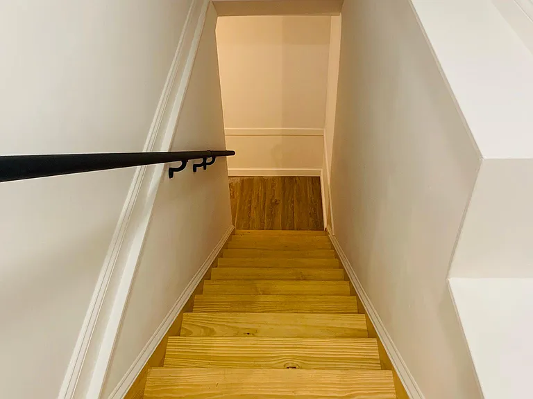 26 Lafayette Ave #B — Photo 9