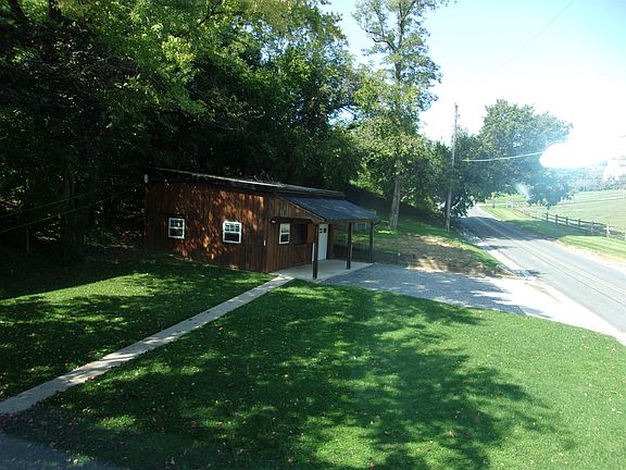 Horse barn