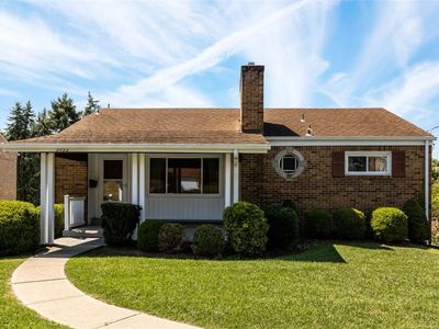 2022 Worcester Dr, Pittsburgh, PA, 15243