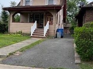 117 Freeman St, Woodbridge, NJ 07095