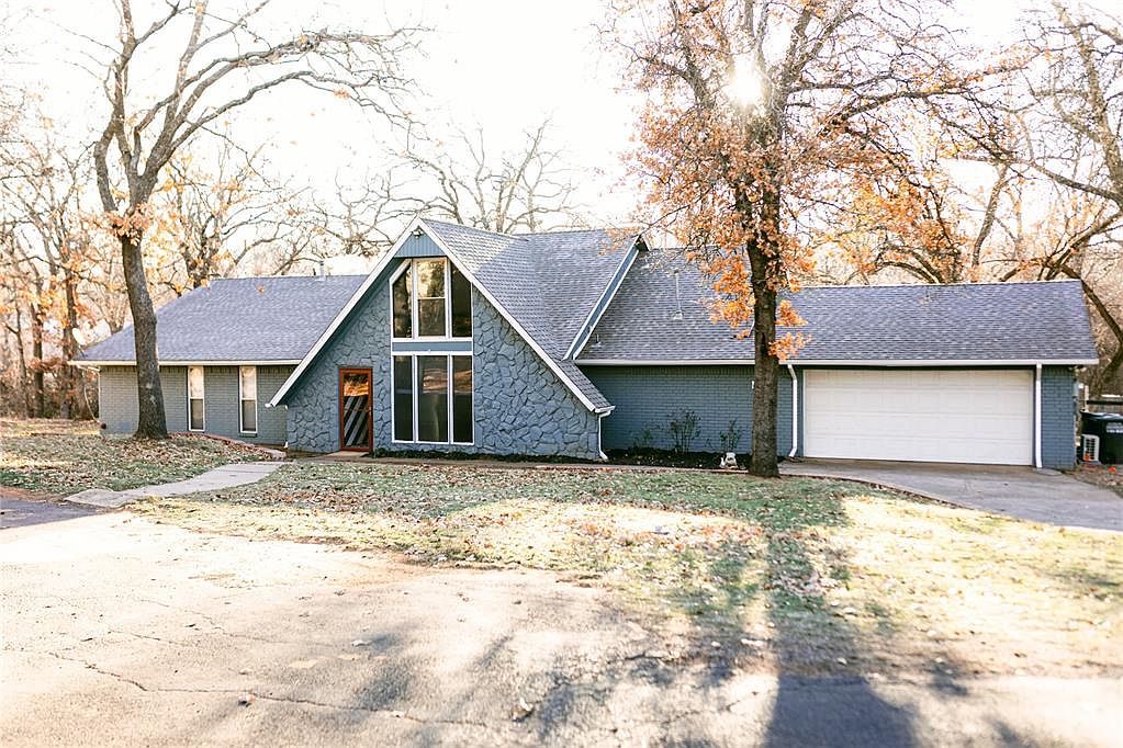 1204 Shelly Ln, Edmond, OK 73034 | Zillow