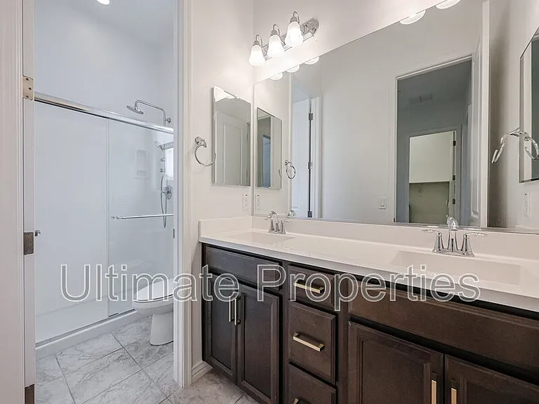 28422 N 131st Dr — Photo 20
