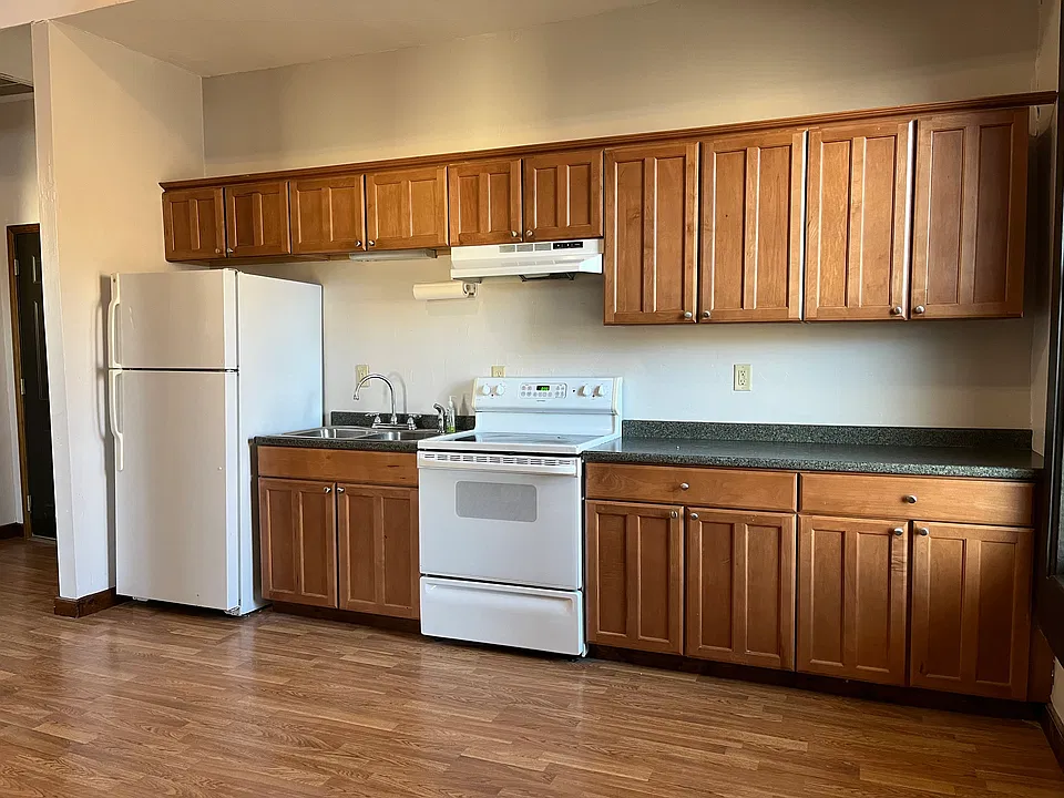 311 W Brown St #C