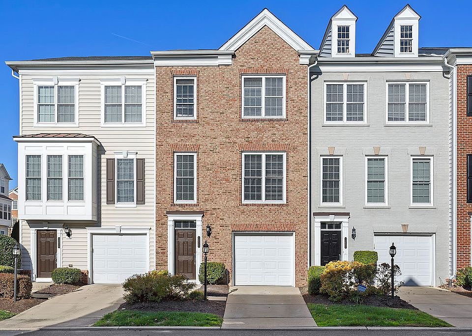 1st image of 14661 Crossfield Way