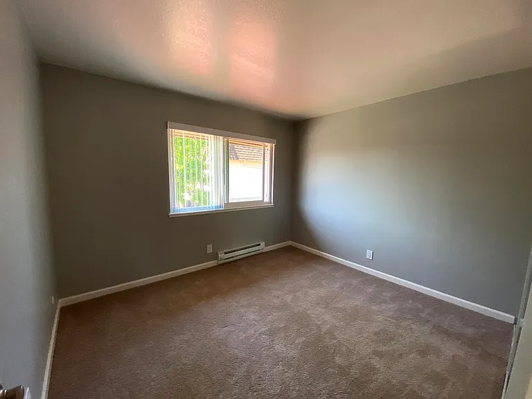 Blackford Oaks Apartments — Photo 7