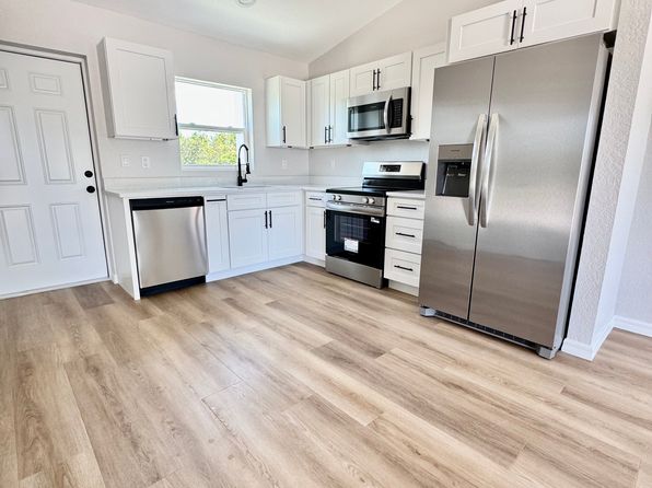 899 W Prairie St #899