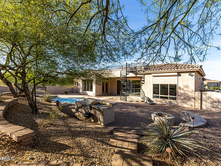 10312 S 16th Dr — Photo 15
