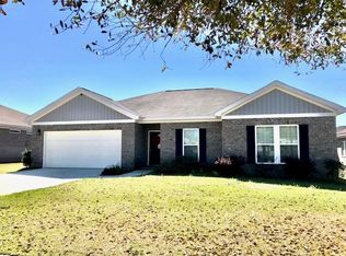 209 Maplecliff Dr, Dothan, AL 36303