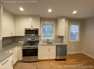 564 Green St, Cambridge, MA 02139
