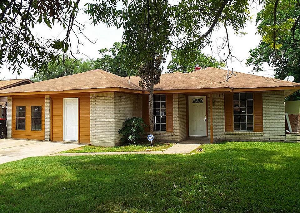 1st image of 3615 Pear Meadow Ln