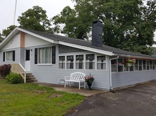 6 Pleasant View Rd, Wareham, MA 02571